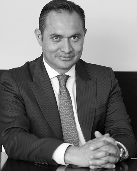 Socio Director